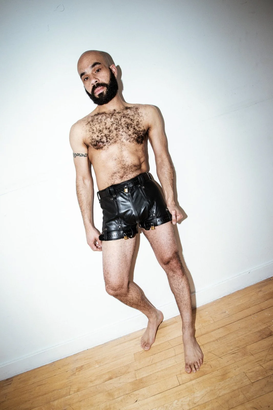 Up Front Leather Chastity Shorts - Maximum Secure - Image 6